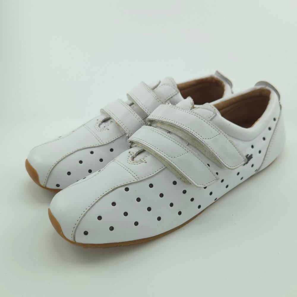 Lacoste Trinity Micro Euro Women's Size 8 White Leather Driving Walking Sneakers